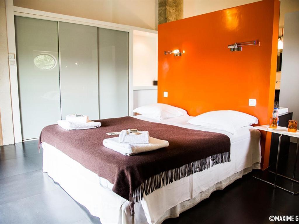 סן-לורו-דז-ארב Chambres D'Hotes Chateau Beaupre מראה חיצוני תמונה