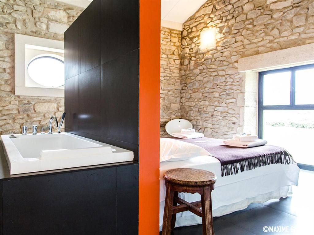 סן-לורו-דז-ארב Chambres D'Hotes Chateau Beaupre מראה חיצוני תמונה